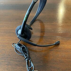 Black Xbox 360 Headset with Microphone